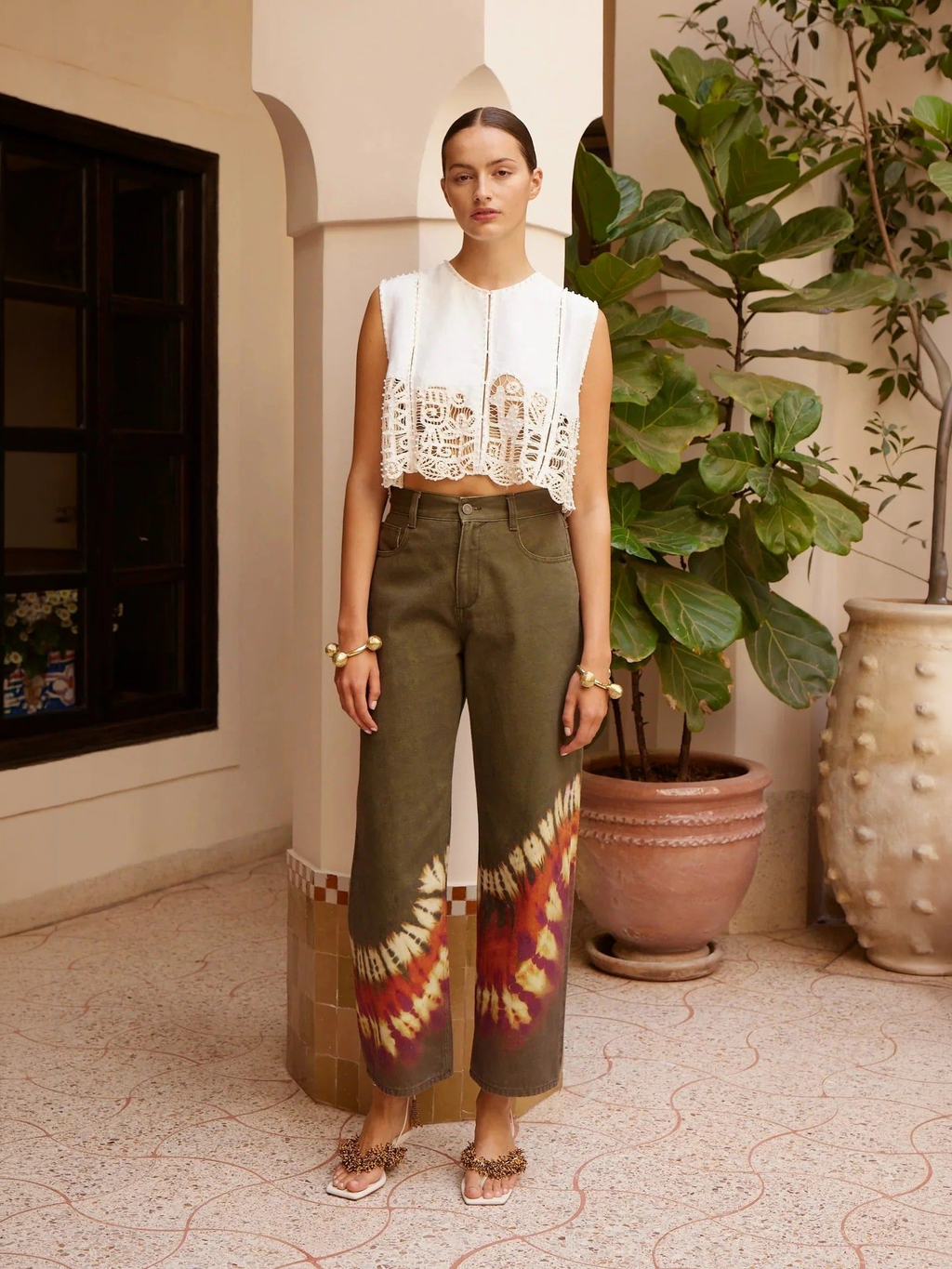 Artistic Hem Detail Denim Mid Rise Jean