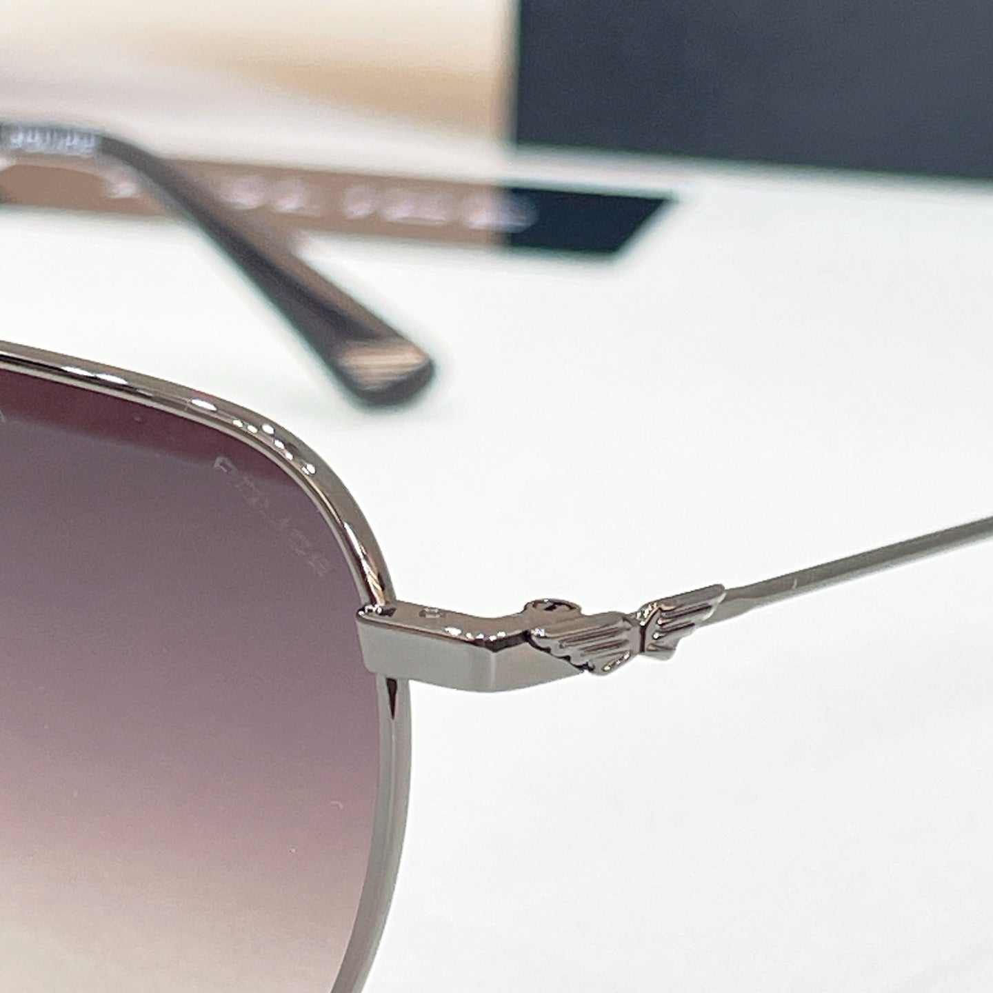 POLICE Sunglasses-SPL R72